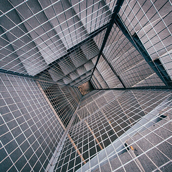 Prawo w Japonii: Tradycje, Wyzwania i Nowoczesne Zmiany w Systemie Prawnym